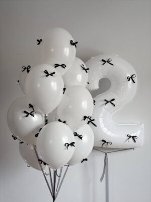 Композиция из шаров «Белый ангел»