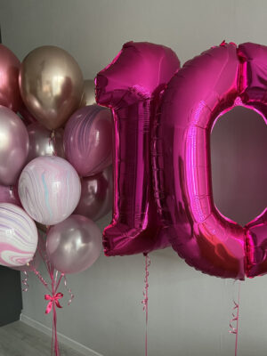 Сет из шаров «Радужный путь в десятилетие»